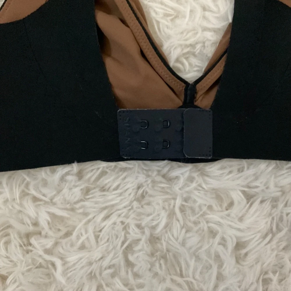 SPANX The Nudist Unlined Wireless Bra -‎ Black/Brown - Size 32B